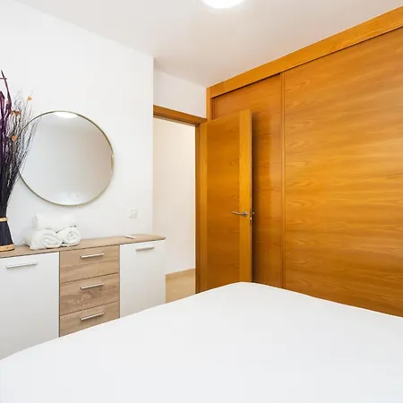 Duplex Tranquilo Cerca De La Playa, 2 Terrazas, Estacionamiento Gratuito - Es-279-16 *